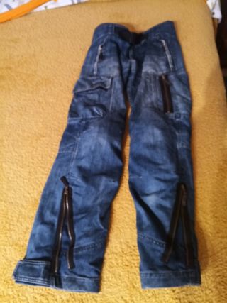 Vendo pantalones vaqueros para moto BMW , con prot de segunda mano por 40  EUR en Costitx en WALLAPOP