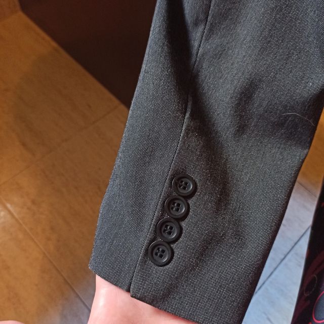 Preciosa chaqueta Elogy talla 40 color gris