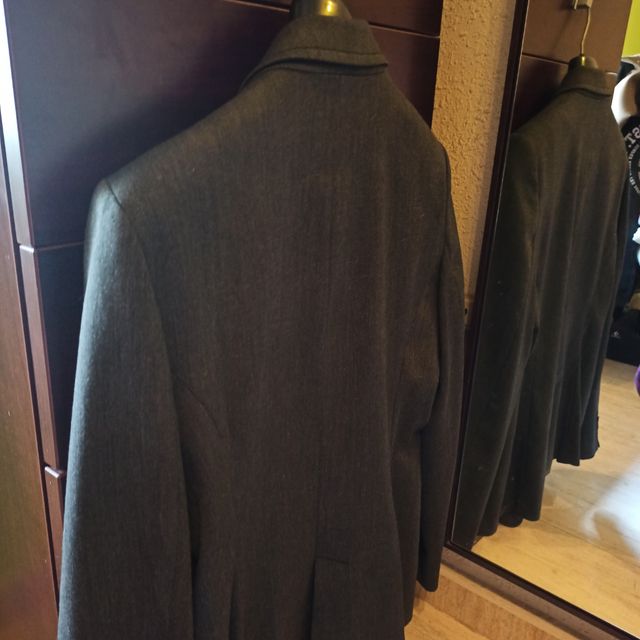 Preciosa chaqueta Elogy talla 40 color gris