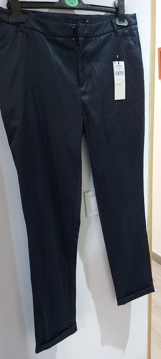 Pantalones Tintoretto (Corte inglés) de segunda mano por 10 EUR en  Castellón de la Plana en WALLAPOP