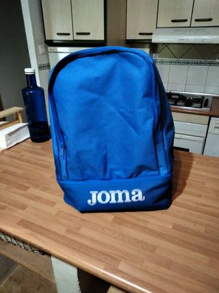 Mochila de futbol joma de segunda mano por 20 EUR en Zaragoza en WALLAPOP