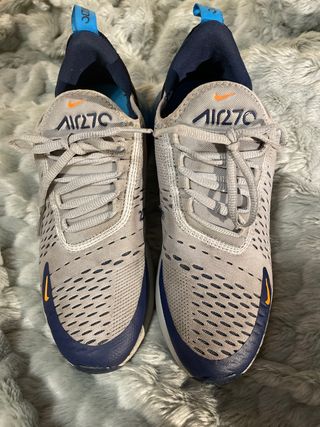 Zapatillas Nike Air70 de segunda mano por 12 EUR en Sant Vicenç dels Horts  en WALLAPOP