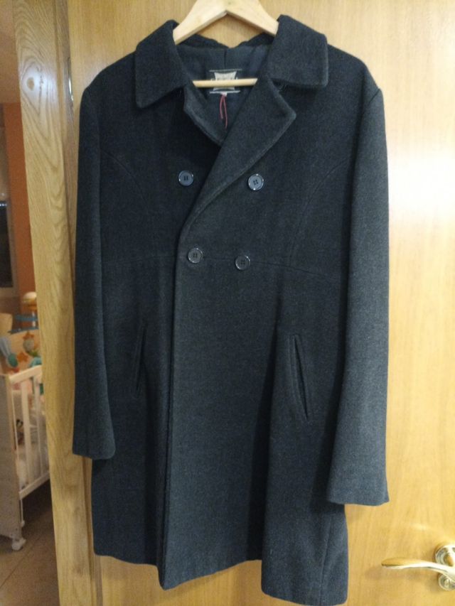 abrigo paño gris oscuro