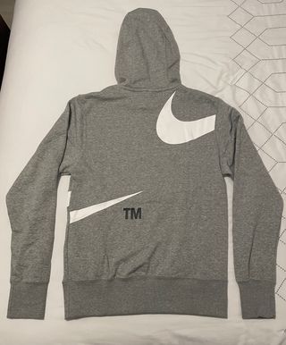 Sudadera Nike TM Nueva Talla S de segunda mano por 75 EUR en Fuengirola en  WALLAPOP