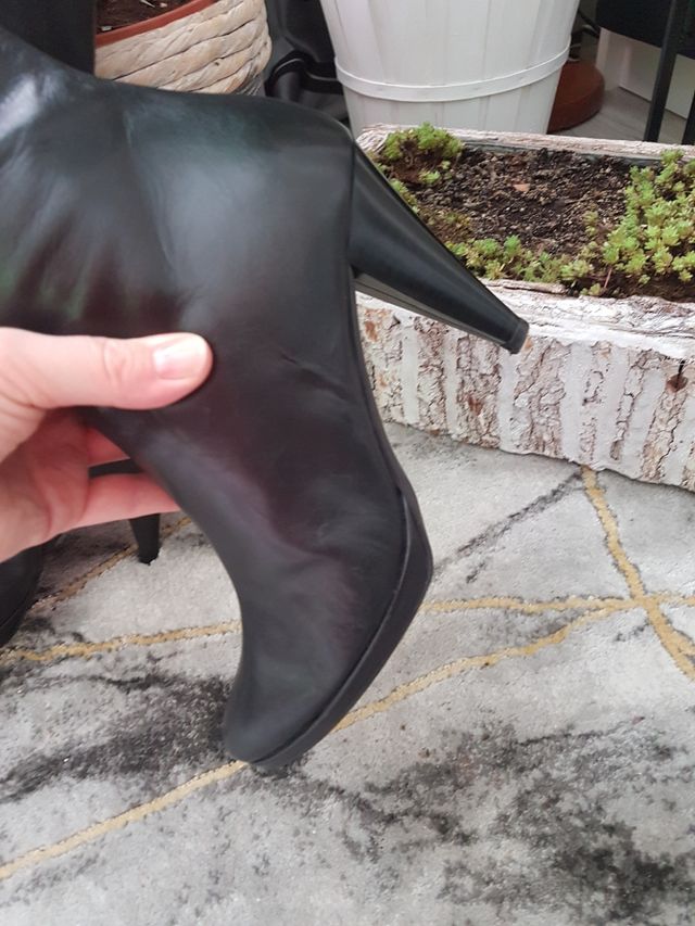 "Elio Pitti"Botas 38 tacón negras cuero, caño alto