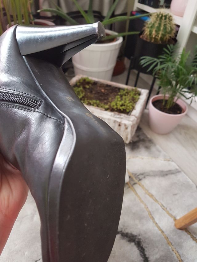 "Elio Pitti"Botas 38 tacón negras cuero, caño alto