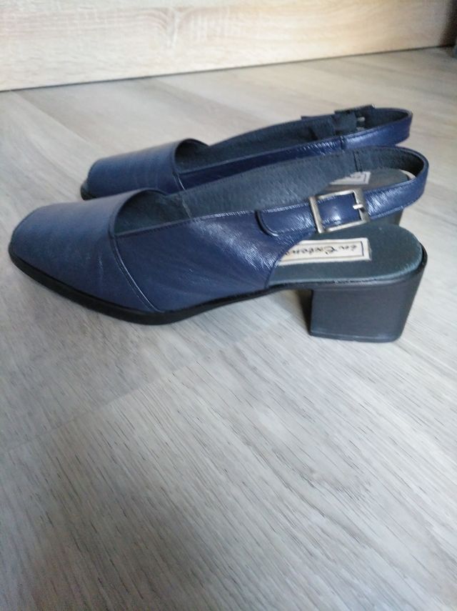 Sandalias mujer piel. T/ 37