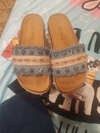 Sandalias plataforma vaqueras de segunda mano por 15 EUR en Zaragoza en  WALLAPOP