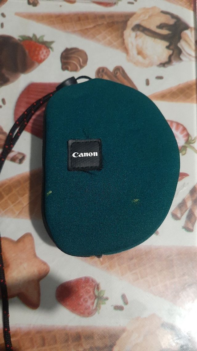 camara acuática Canon