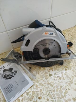 Sierra circular de segunda mano por 50 EUR en Almería en WALLAPOP