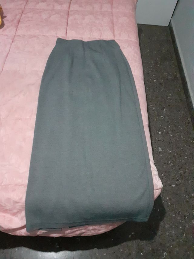 falda de vestir y comoda