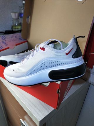 Nike Air Max original talla 39 de segunda mano por 42 EUR en Parla en  WALLAPOP