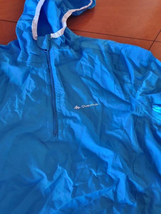 chubasquero quechua 8/10 años .Un solo uso 