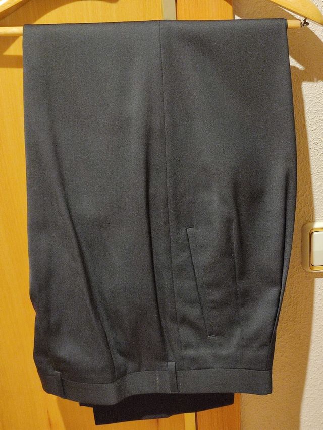 Traje Hombre Negro Vestir 15€.Talla 54-56