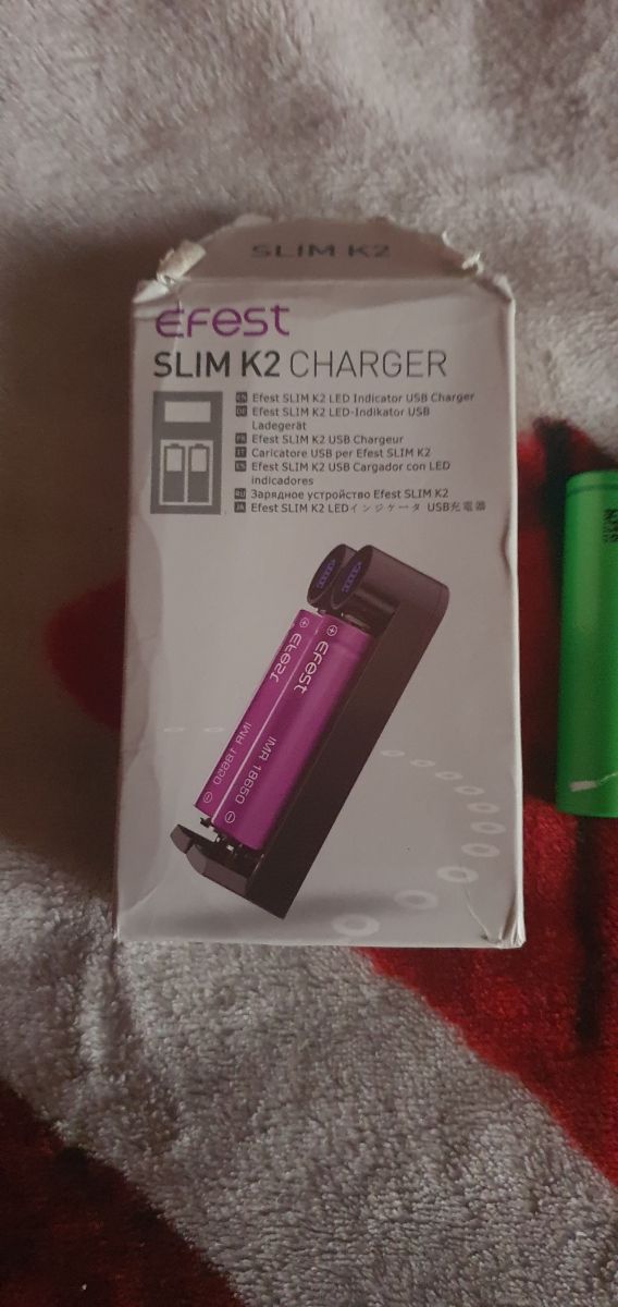 se vende cargador y batería