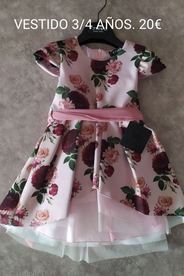 Vestido Niña 3 a 4 años NUEVO 15 €