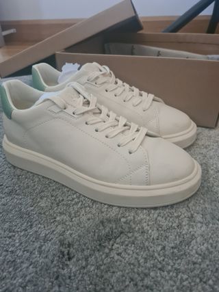 Zapatillas ulanka de segunda mano por 40 EUR en Alboraya en WALLAPOP