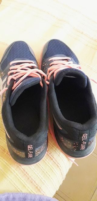 Asics Gel Flare 7 Voley Ball POR ESTRENAR de segunda mano por 20 EUR en  Mataró en WALLAPOP