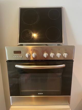 Cocina con horno vitrocerámica de segunda mano en Pozuelo de Alarcón en  WALLAPOP