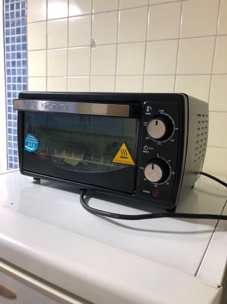 Horno eléctrico pequeño de segunda mano en Málaga en WALLAPOP