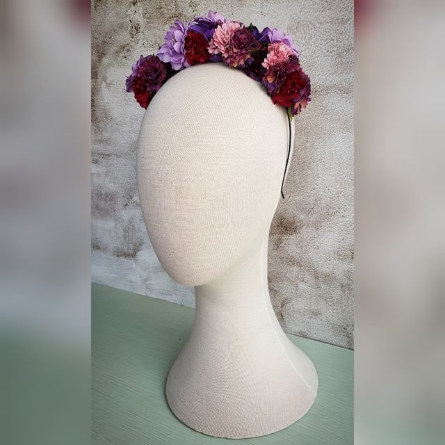 Corona flores morados, burdeos y rosa