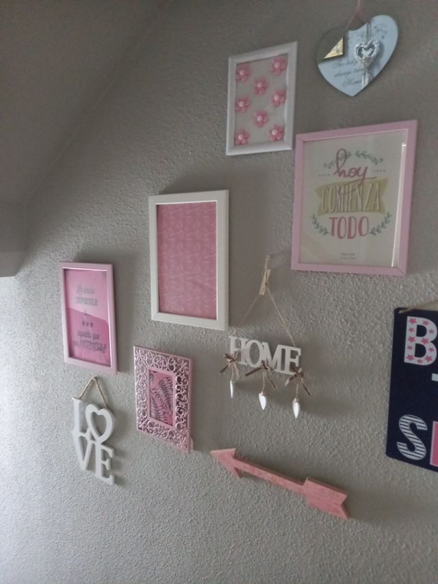 Cuadro metal,azul,rosa y blanco, estrella dorada.