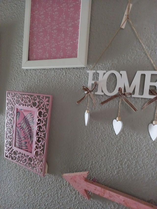 Cuadro metal,azul,rosa y blanco, estrella dorada.