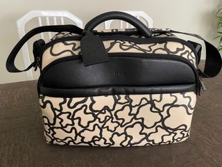 Bolso de viaje de Tous de segunda mano por 70 EUR en Benaguasil en WALLAPOP