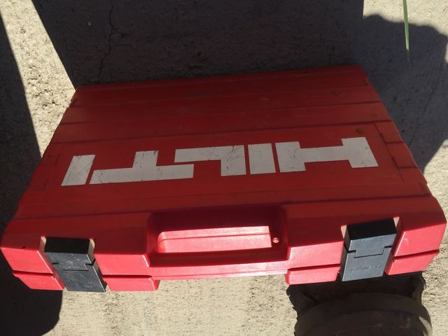 Máquina de insertar roscas