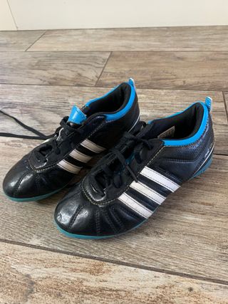 Botas futbol niño adidas talla 32 de segunda mano por 10 EUR en Madrid en  WALLAPOP