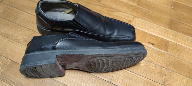 Zapatos de vestir hombre.