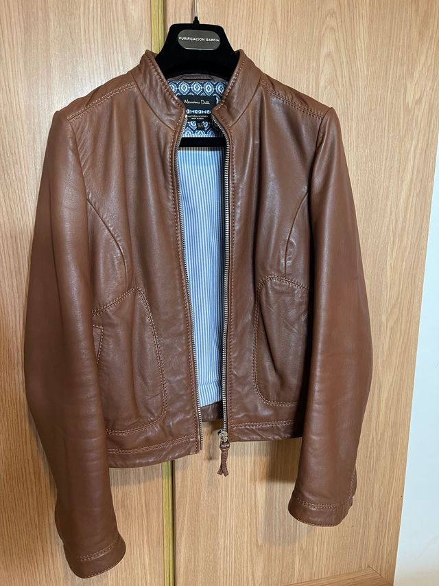 Cazadora piel MASSIMO DUTTI.