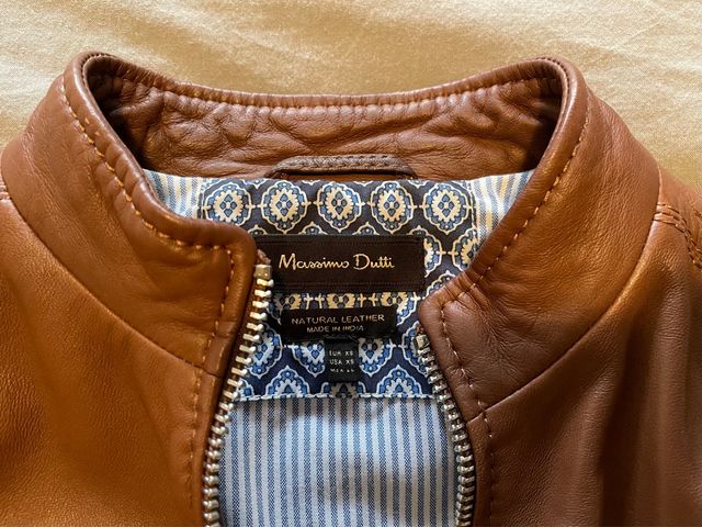 Cazadora piel MASSIMO DUTTI.