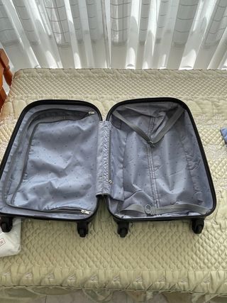 Maleta paco martinez de segunda mano por 20 EUR en A Coruña en WALLAPOP