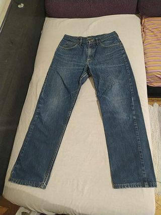Pantalones vaqueros Lee jeans de segunda mano por 20 EUR en Madrid en  WALLAPOP