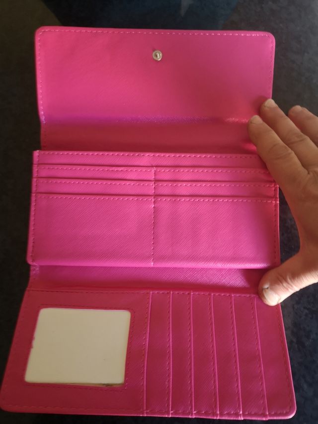 Portafoglio nuovo senza scatola 