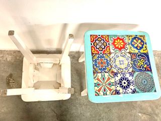 TABURETES DE MADERA VINTAGE.