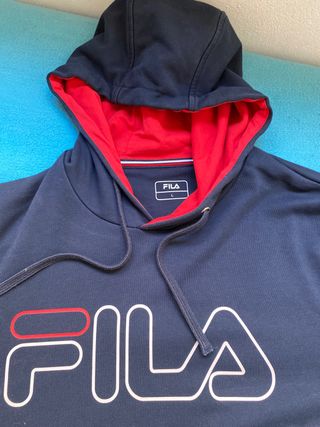 Sudadera Fila hombre de segunda mano por 20 EUR en San Cristóbal de La  Laguna en WALLAPOP
