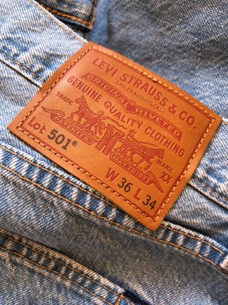 Vaquero hombre Levis talla Levis: W36 L34 de segunda mano por 45 EUR en  Sevilla en WALLAPOP