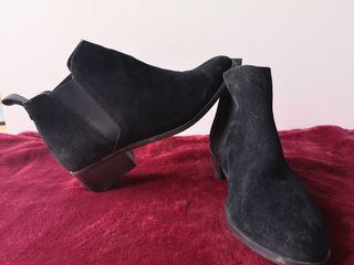 Botines negros Formula Joven de segunda mano por 20 EUR en Sant Feliu de  Llobregat en WALLAPOP