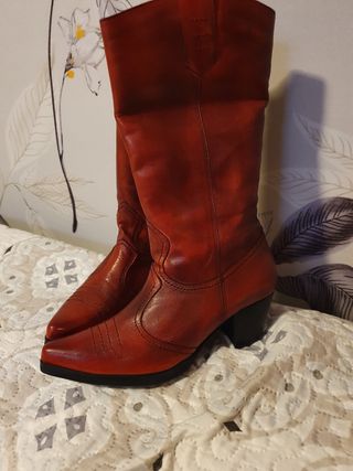 Botas camperas de segunda mano por 20 EUR en Benidorm en WALLAPOP
