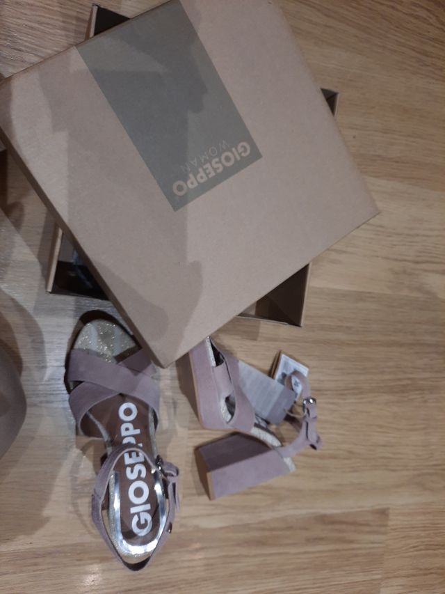 Sandalias de tacón Gioseppo