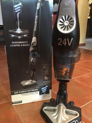 Aspiradora Rowenta air force extreme 24V de segunda mano por 65 EUR en  Córdoba en WALLAPOP