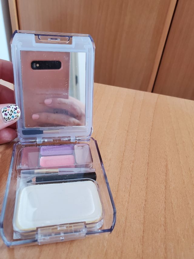 Cofre de maquillaje - TOTALMENTE NUEVO