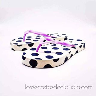 NUEVAS chanclas BIMBA Y LOLA de lunares de segunda mano por 32 EUR en  Logroño en WALLAPOP