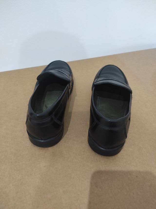 Zapatos niño Talla 31