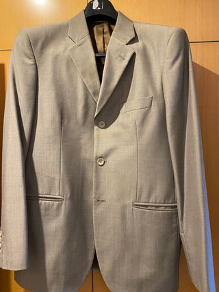Traje Hombre El Corte Inglés talla 50 de segunda mano por 25 EUR en Sevilla  en WALLAPOP