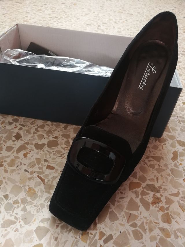 zapatos de ante en color negro