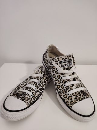 Zapatillas CONVERSE talla 35 de segunda mano por 18 EUR en Castellón de la  Plana en WALLAPOP