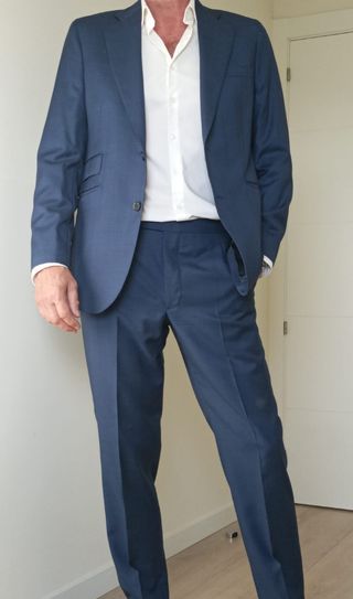 Traje de novio\\/Scalpers\\/Superoferta de segunda mano por 450 EUR en  Sevilla en WALLAPOP
